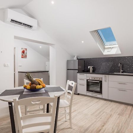 Apartmani Jurina Kastav Exteriör bild